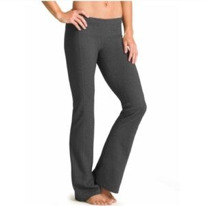 Athleta Revelation gray yoga pants small petite